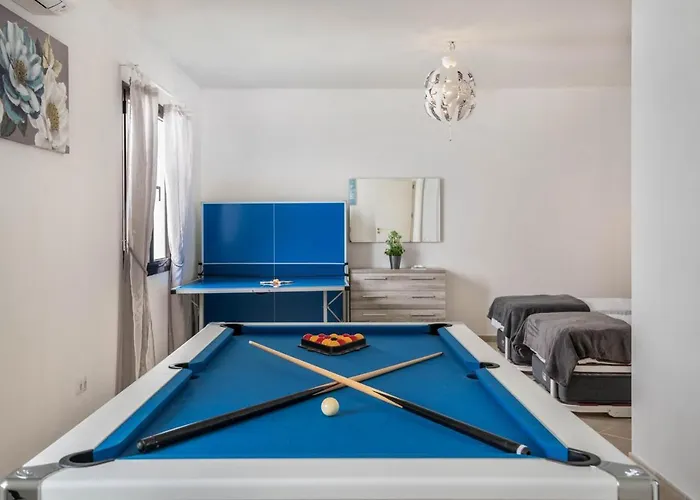 Casa Dubh Linn וילה פלאיה בלנקה